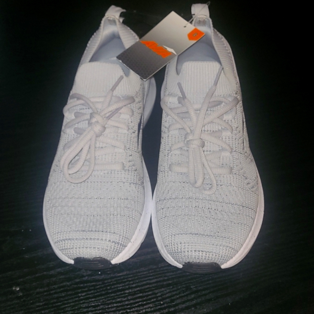 Sneakers Avila size 8 woman
